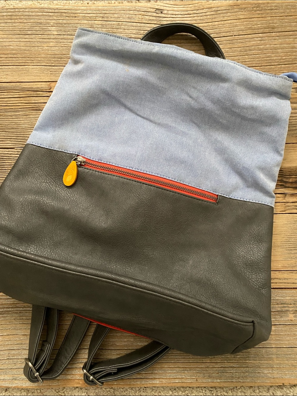 Canopy Verde Greenpoint Convertible Backpack Tote.